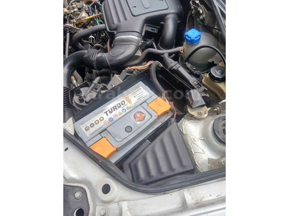 Sahibinden Otomobil Ruhsatlı Renault Kangoo 