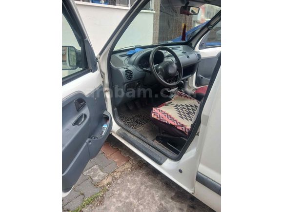 Sahibinden Otomobil Ruhsatlı Renault Kangoo 