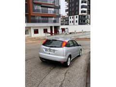 Sahibinden Ford Focus 1.6 Ghia 2001 Model  246.000 km Gri