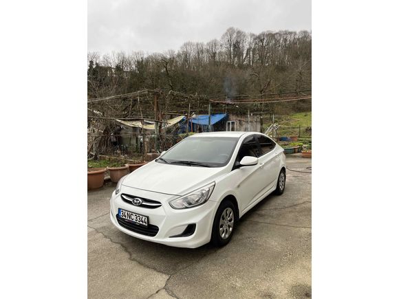 Sahibinden Hyundai Accent Blue 1.4 D-CVVT Biz 2014 Model İstanbul 185.000 km Beyaz
