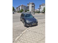 Sahibinden Ford Fiesta 1.4 TDCi Comfort 2006 Model