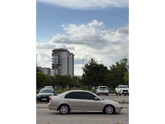 Sahibinden Honda Civic 1.6i VTEC ES 2002 Model 