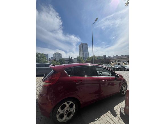 Sahibinden Ford Fiesta 1.4 Titanium 2011 Model