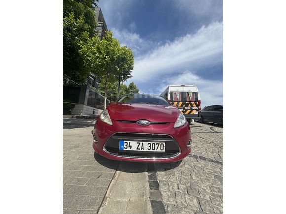 Sahibinden Ford Fiesta 1.4 Titanium 2011 Model