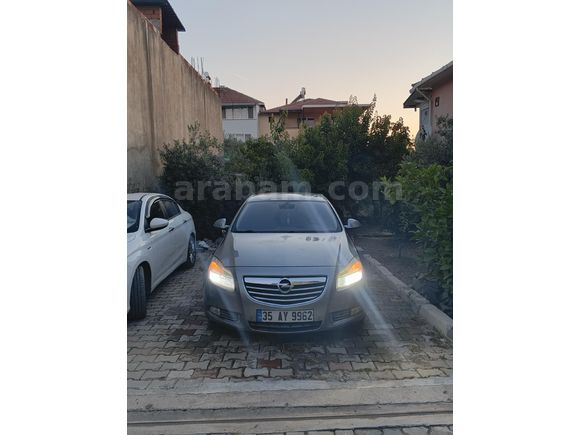 Sahibinden Opel Insignia 1.4 T Edition Elegance 2012 Model İzmir 129000 km Gri (metalik)