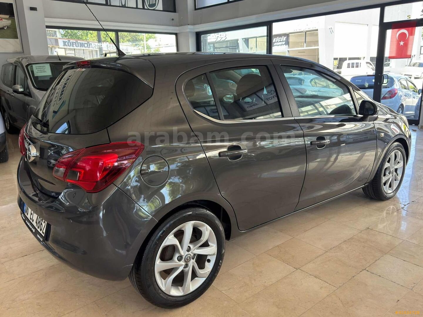 Galeriden Opel Corsa 1.4 Color Edition 2015 Model Bursa 118.000 km Gri 6