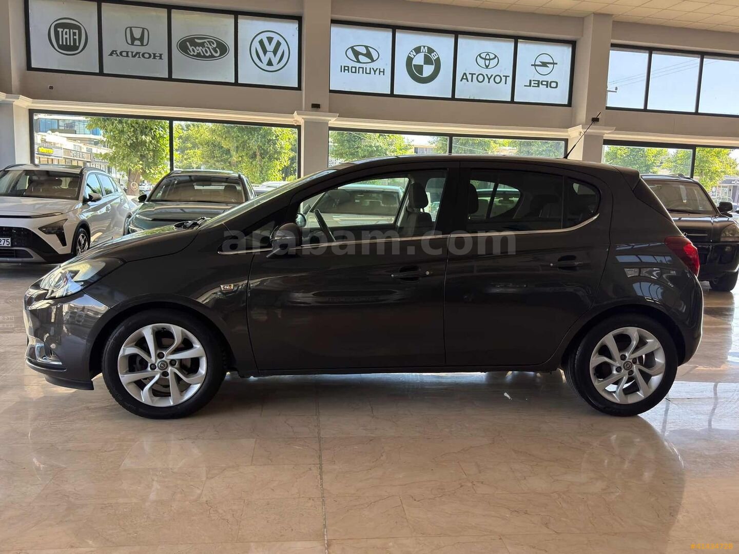 Galeriden Opel Corsa 1.4 Color Edition 2015 Model Bursa 118.000 km Gri 5