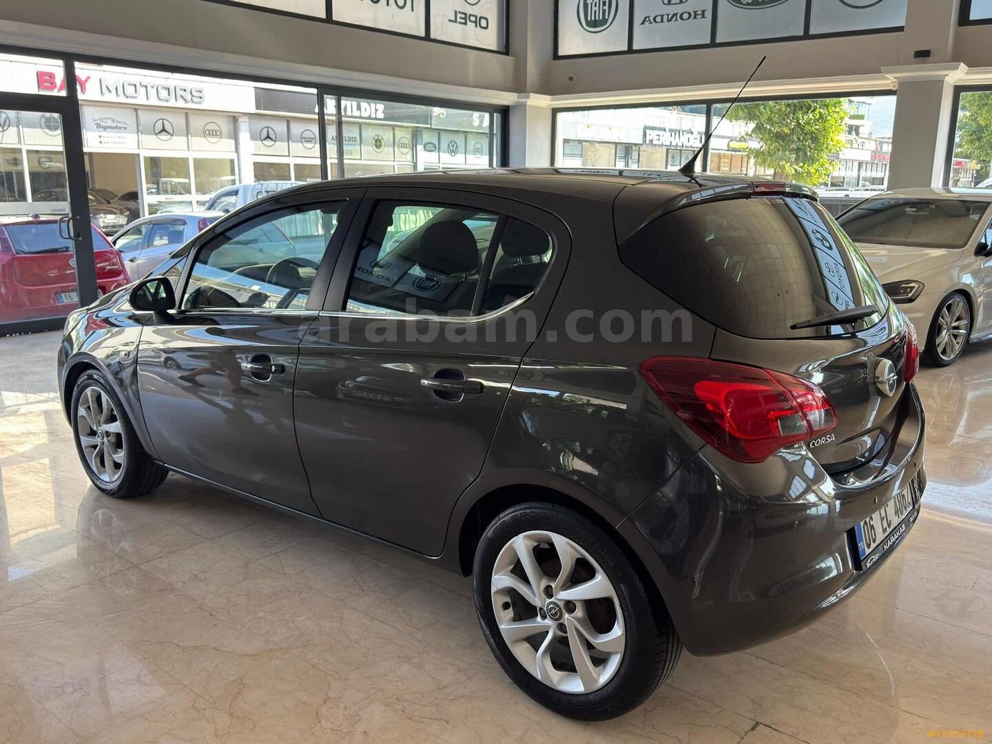 Galeriden Opel Corsa 1.4 Color Edition 2015 Model Bursa 118.000 km Gri 4
