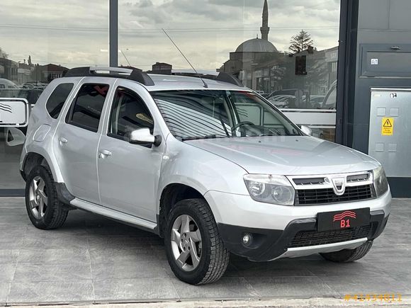 2013 DACIA DUSTER 1.5 DCİ LAUREATE MANUEL 220.000 KM