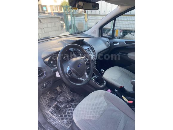 tertemiz otomobil ruhsatlı Ford Courier