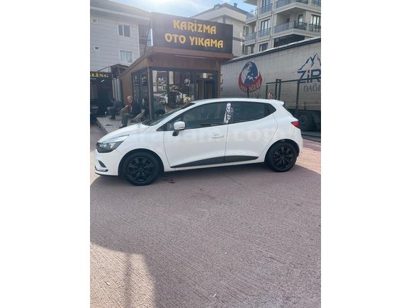 Sahibinden Renault Clio 0.9 TCe Joy 2020 Model 