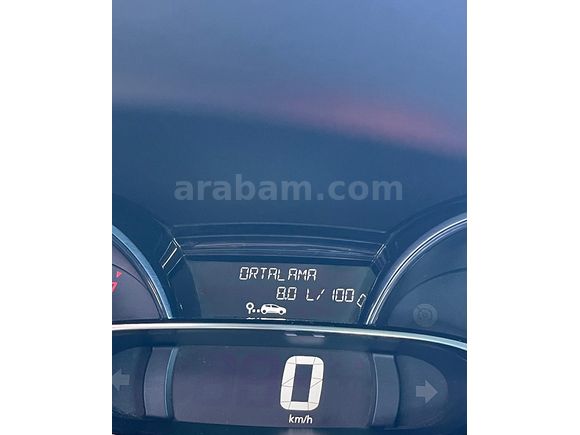 Sahibinden Renault Clio 0.9 TCe Joy 2020 Model 