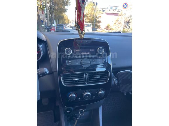 Sahibinden Renault Clio 0.9 TCe Joy 2020 Model 