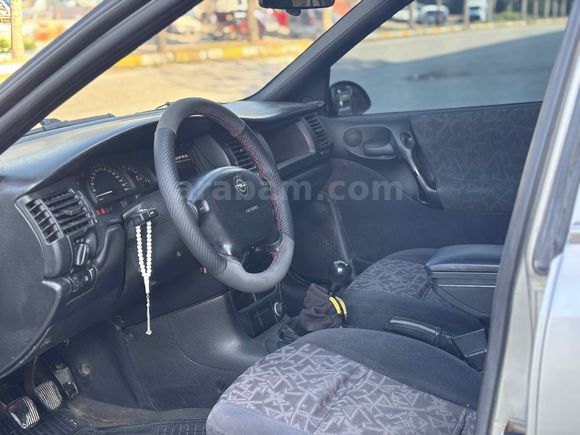 Sahibinden Opel Vectra 2.0 GLS 1996 Model 