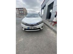 Sahibinden Toyota Corolla 1.6 Advance 2014 Model  214.500 km Beyaz