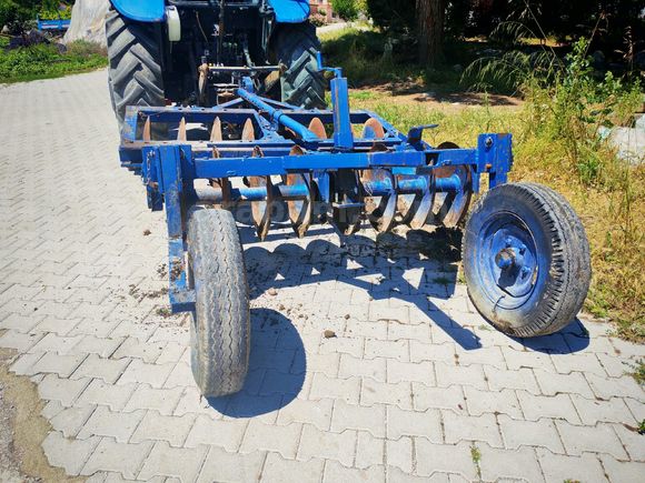 16 LI GOBLE DÜZGÜN SIKINTISIZ