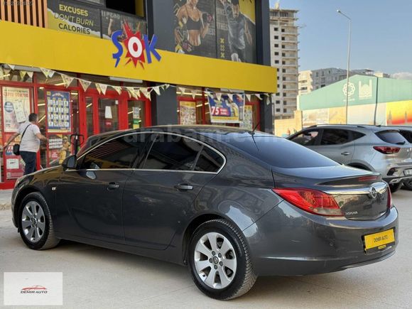DEMİR AUTO'DAN OPEL İNSİGNİA 1.6 T ELEGANCE DÜŞÜK KM