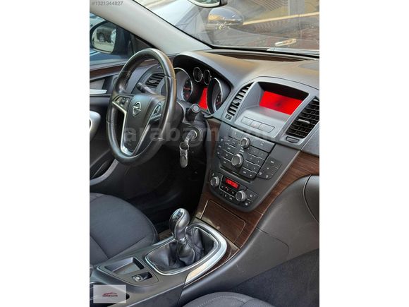 DEMİR AUTO'DAN OPEL İNSİGNİA 1.6 T ELEGANCE DÜŞÜK KM