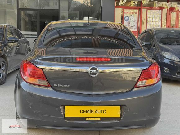 DEMİR AUTO'DAN OPEL İNSİGNİA 1.6 T ELEGANCE DÜŞÜK KM