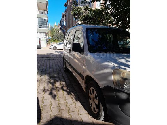 Sahibinden Peugeot Partner 1.9 D 2004 Model
