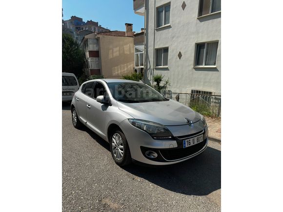 Sahibinden Renault Megane 1.5 dCi Privilege 2012 Model 