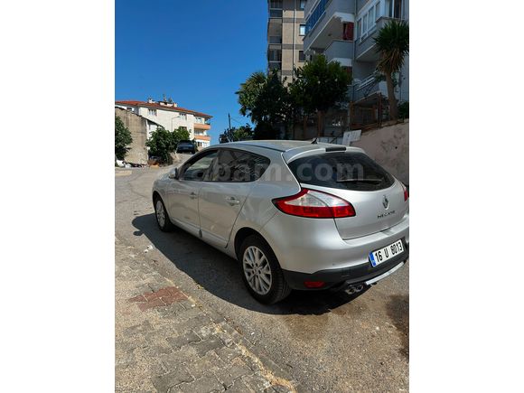 Sahibinden Renault Megane 1.5 dCi Privilege 2012 Model 
