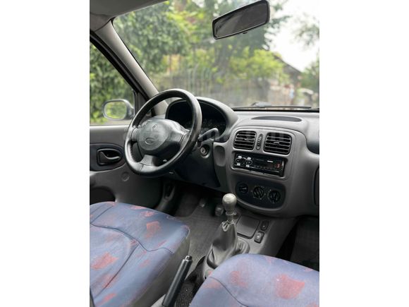 Sahibinden Renault Clio 1.4 RNA 2000 Model 