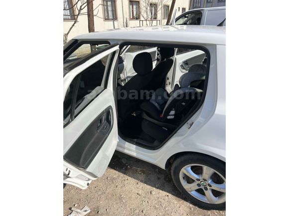 Sahibinden Skoda Fabia 1.2 Optimal 2012 Model 