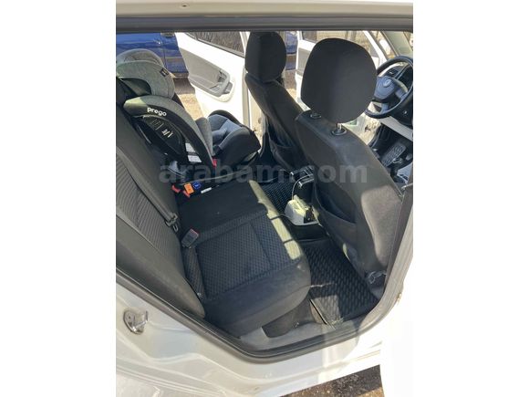 Sahibinden Skoda Fabia 1.2 Optimal 2012 Model 