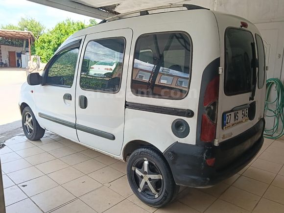 Galeriden Renault Kangoo 1.9 D 2002 ÇİFT SÜRGÜLÜ Antalya