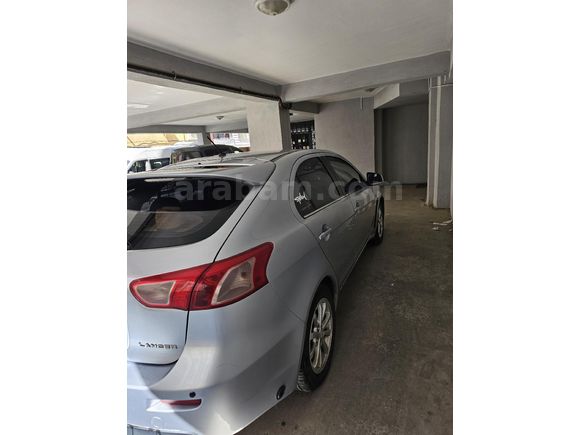 Mitsubishi Lancer 1.6 Invite 2011 Full