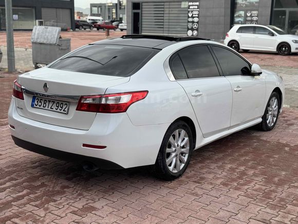 Galeriden Renault Latitude 2.0 dCi Executive 2011 Model Mardin