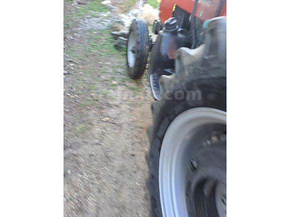 hatasız full orjinal traktör..takas olur
