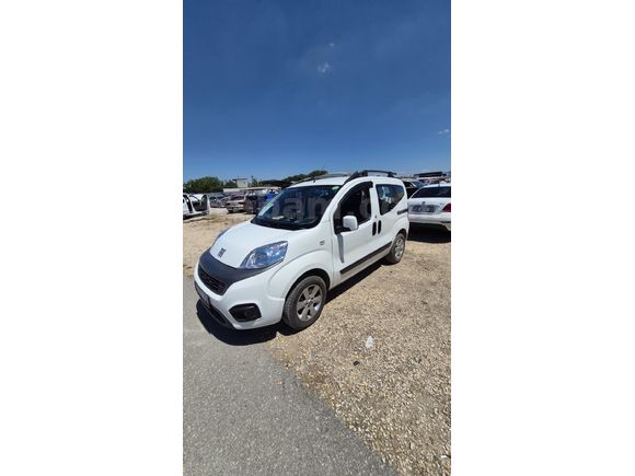 Sahibinden Fiat Fiorino Combi 1.4 Eko Safeline 2023 Model  15.000 km Beyaz