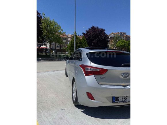 Sahibinden Hyundai i30 1.6 CRDi Elite 2012 Model 