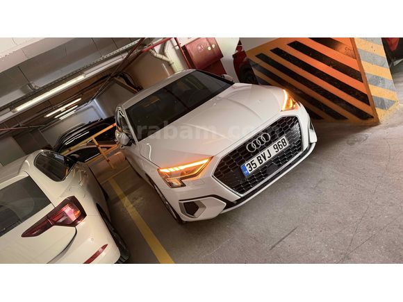 Sahibinden Audi A3 Sportback 35 TFSI Advanced 2023 Model İzmir