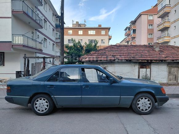 Sahibinden 3000 D 1987 Model düz vites