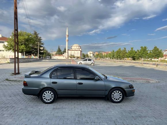 Sahibinden Toyota Corolla 1.6 XLi 1994 Model 114 lük 