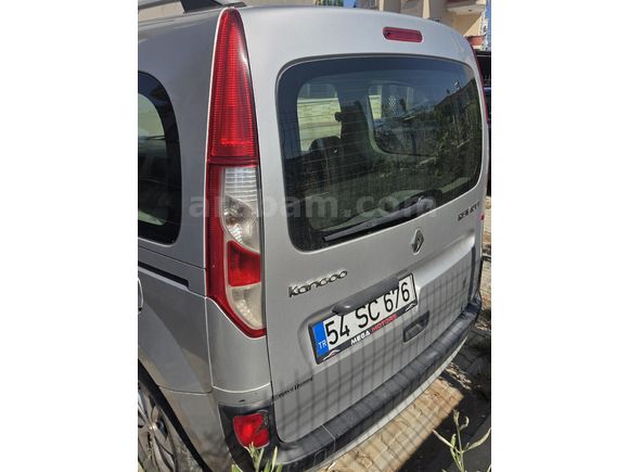 Sahibinden Renault Kangoo Multix 1.5 dCi Joy 2014 Model