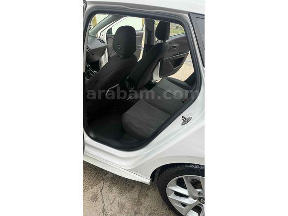 Değişensiz leon 2013 model