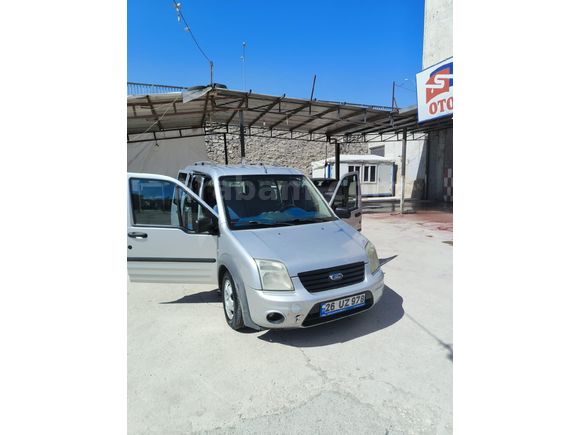 Sahibinden Ford Tourneo Connect 1.8 TDCI Trend 2011 Model