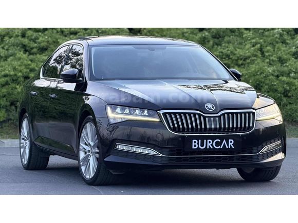 2023 Skoda Superb Prestige Cam Tavan 4k Isıtma Keyless Hatasız