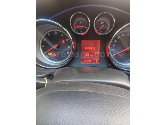 Sahibinden Opel Insignia 1.6 Cosmo 2009 Model