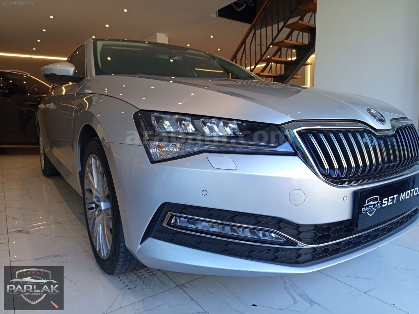 Galeriden Skoda SuperB 1.5 TSI Prestige 2022 Model İstanbul 75.500 km Gri 4