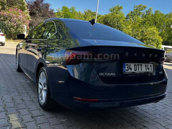 HATASIZ BOYASIZ DEĞİŞENSİZ TEMİZ SKODA OCTAVİA