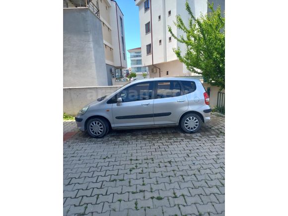 Sahibinden Honda Jazz 1.4 LS 2005 Model  158.000 km Gri