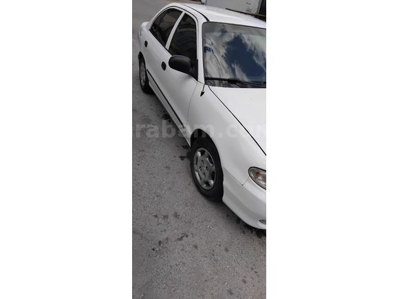 Sahibinden Hyundai Accent 1.5 GLS 1999 Model