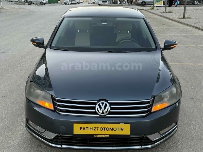 Galeriden Volkswagen Passat 1.6 TDi BlueMotion Comfortline 2011 Model Gaziantep 330.000 km Gri