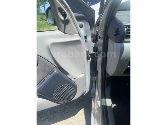 Sahibinden Renault Clio 1.4 Alize 2005 Model 