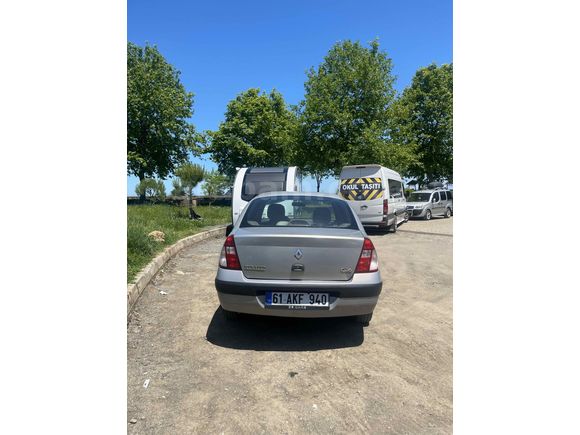 Sahibinden Renault Clio 1.4 Alize 2005 Model 